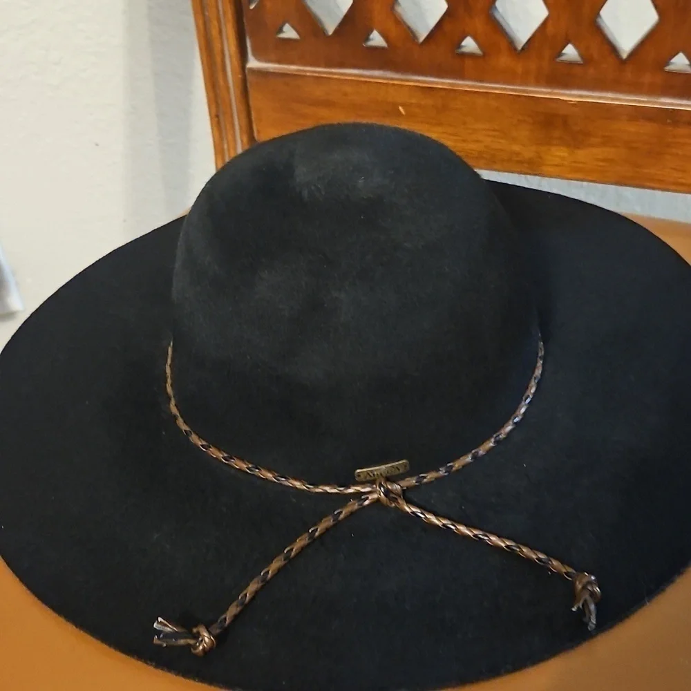 ADORA Black Felt Wide Brim Floppy Wool Hat